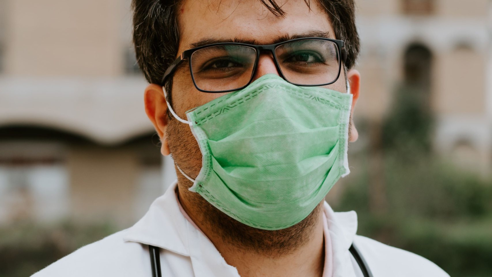 ashkan-forouzani-DPEPYPBZpB8-unsplash-min